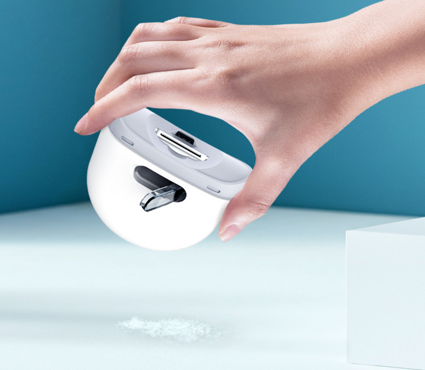 【Most popular new product】Rechargeable Electric Nail Clipper